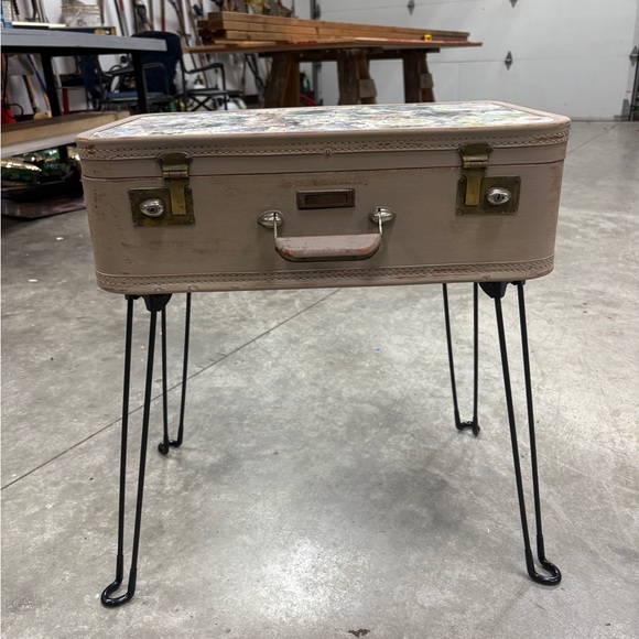 OOAK Vintage Suitcase Side Table Decoupaged Floral Top Foldable Hairpin Legs - Picture 5 of 10